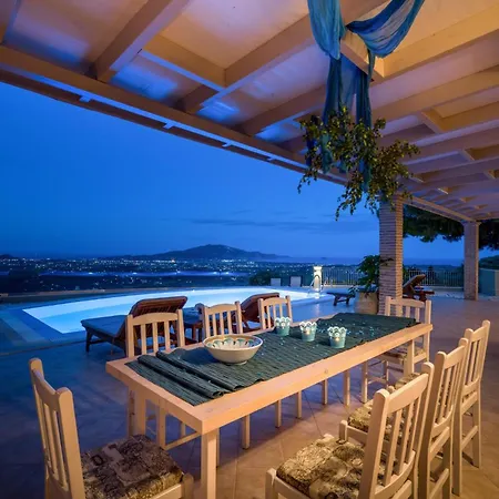 Castelli By Vintage Travel *