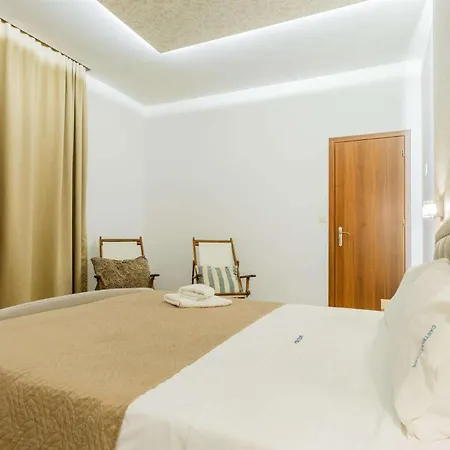 Castelli Villa Lagopodhon